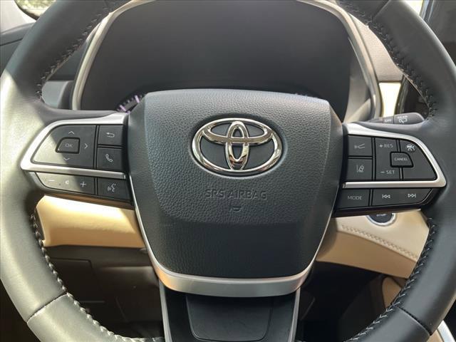 used 2023 Toyota Highlander car, priced at $35,988