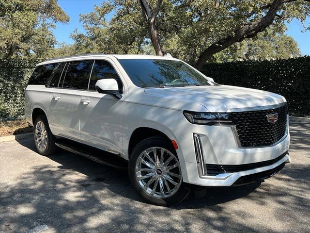 used 2022 Cadillac Escalade ESV car, priced at $79,999