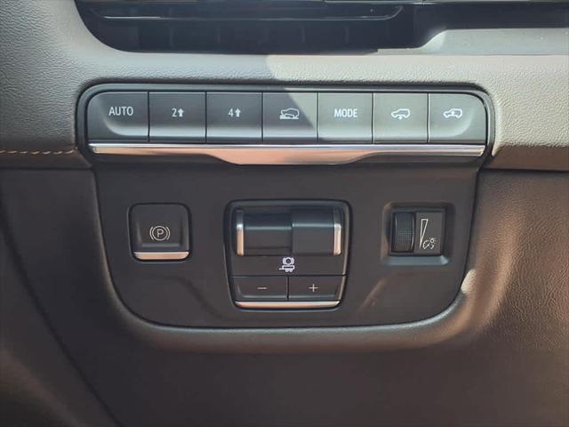 used 2023 Cadillac Escalade ESV car, priced at $68,998