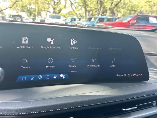 used 2024 Cadillac XT4 car, priced at $41,998