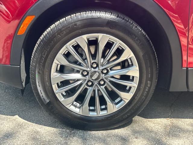 used 2024 Cadillac XT4 car, priced at $41,998