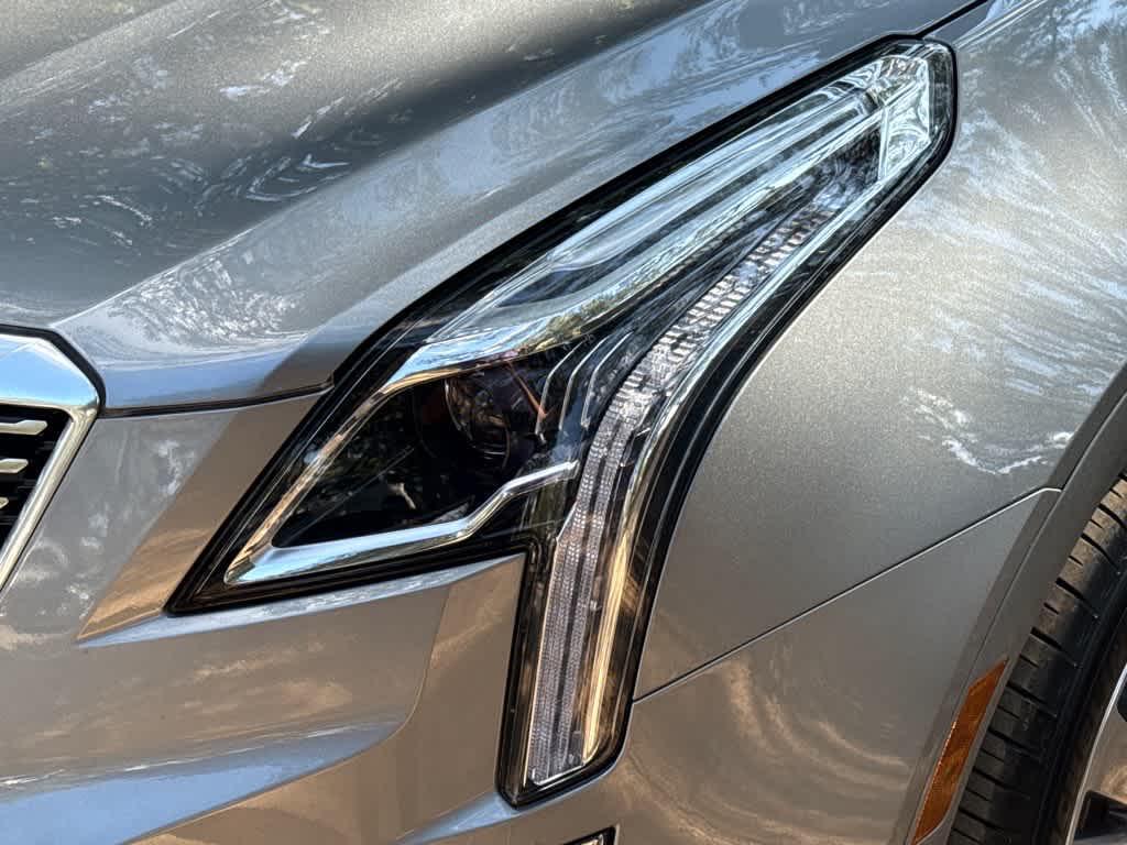 used 2024 Cadillac XT5 car, priced at $47,818