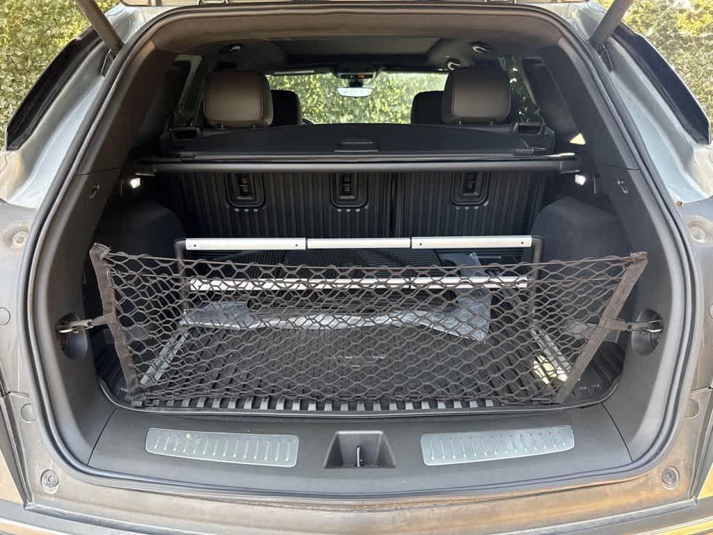 used 2024 Cadillac XT5 car, priced at $47,818