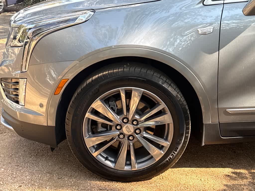 used 2024 Cadillac XT5 car, priced at $47,818