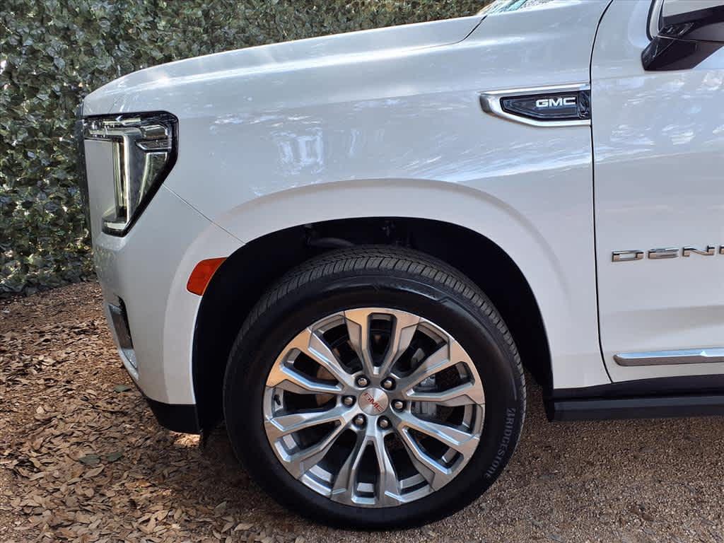 used 2024 GMC Yukon car, priced at $74,708