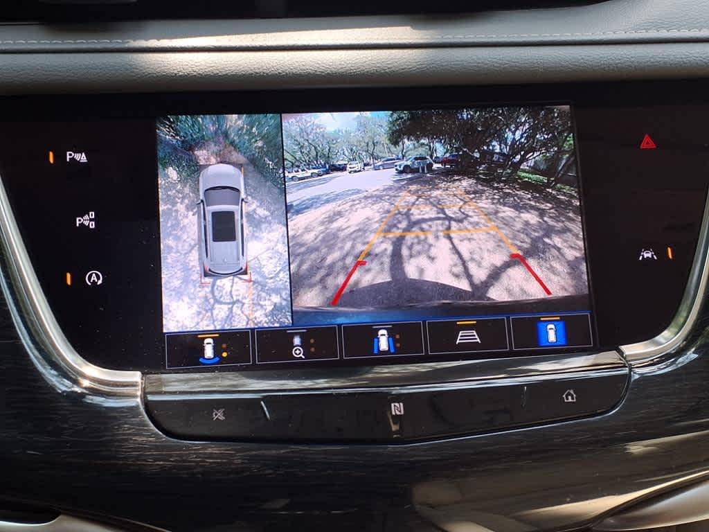 used 2021 Cadillac XT6 car, priced at $33,674