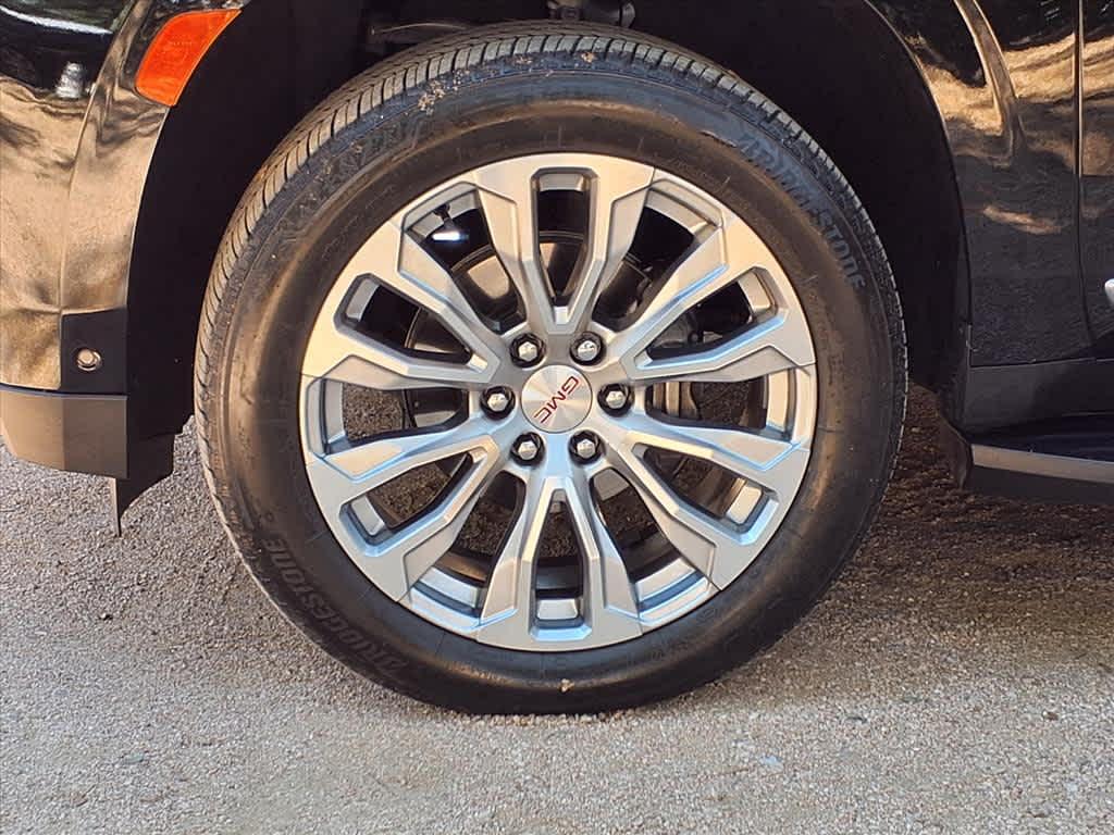 used 2024 GMC Yukon XL car, priced at $72,313