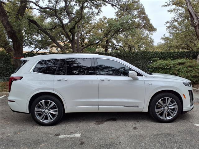 used 2022 Cadillac XT6 car