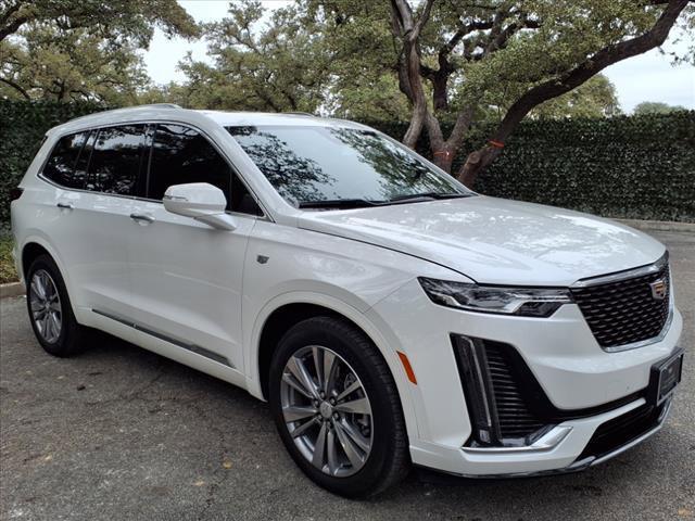 used 2022 Cadillac XT6 car