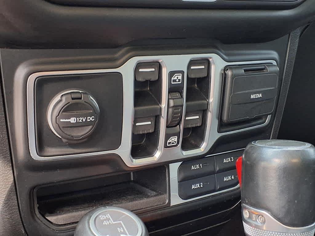 used 2021 Jeep Gladiator car, priced at $27,818