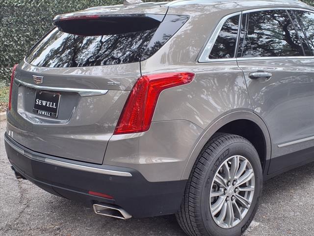 used 2018 Cadillac XT5 car, priced at $23,818