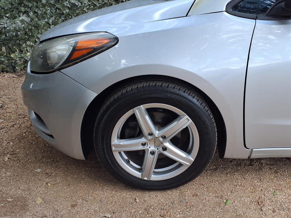 used 2015 Kia Forte car, priced at $9,998