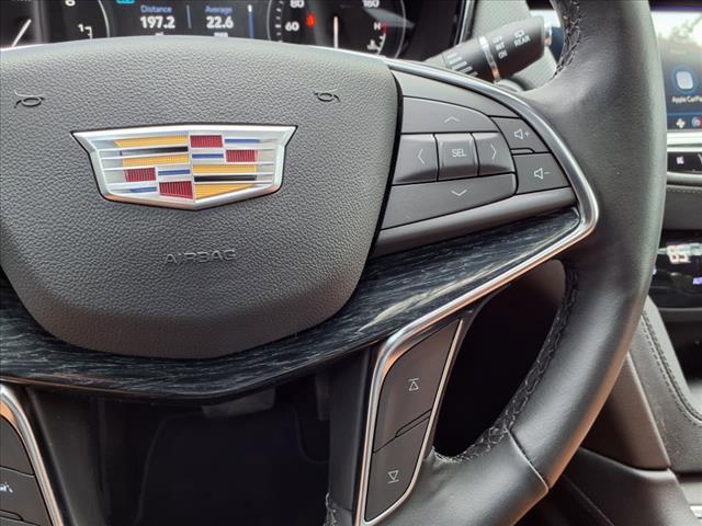 used 2022 Cadillac XT5 car, priced at $35,999