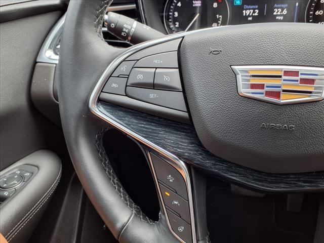 used 2022 Cadillac XT5 car, priced at $35,999