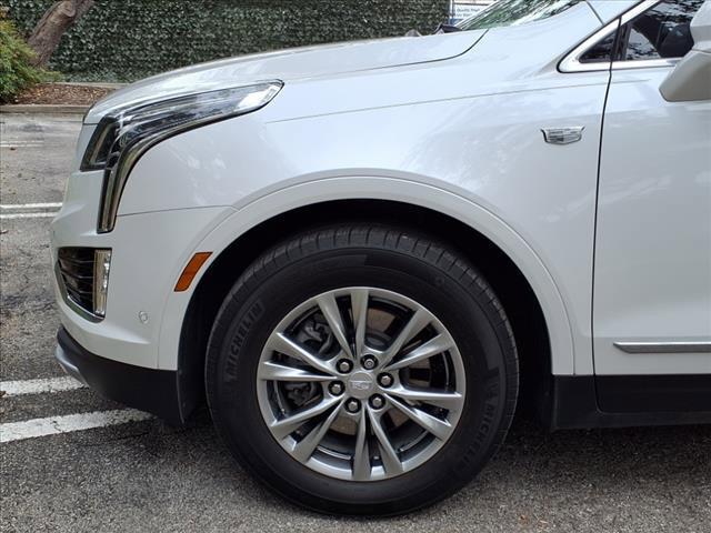 used 2022 Cadillac XT5 car, priced at $35,999