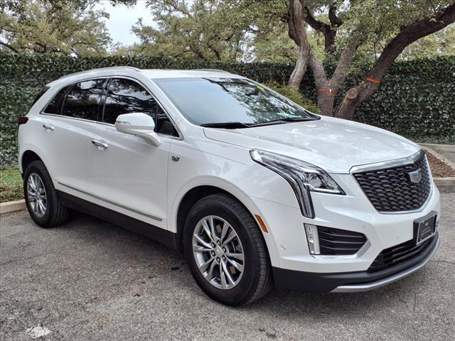 used 2022 Cadillac XT5 car, priced at $35,999