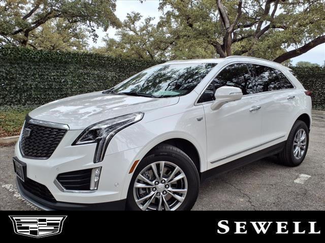 used 2022 Cadillac XT5 car, priced at $35,999