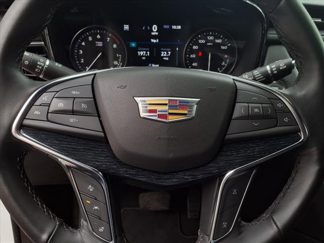 used 2022 Cadillac XT5 car, priced at $35,999