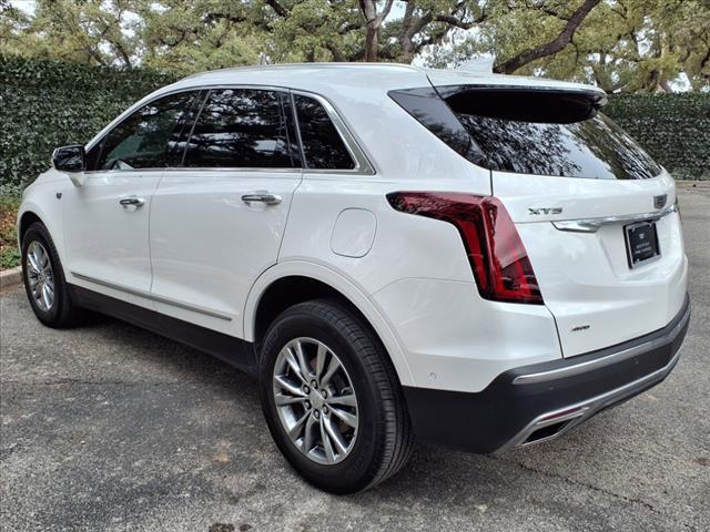 used 2022 Cadillac XT5 car, priced at $35,999