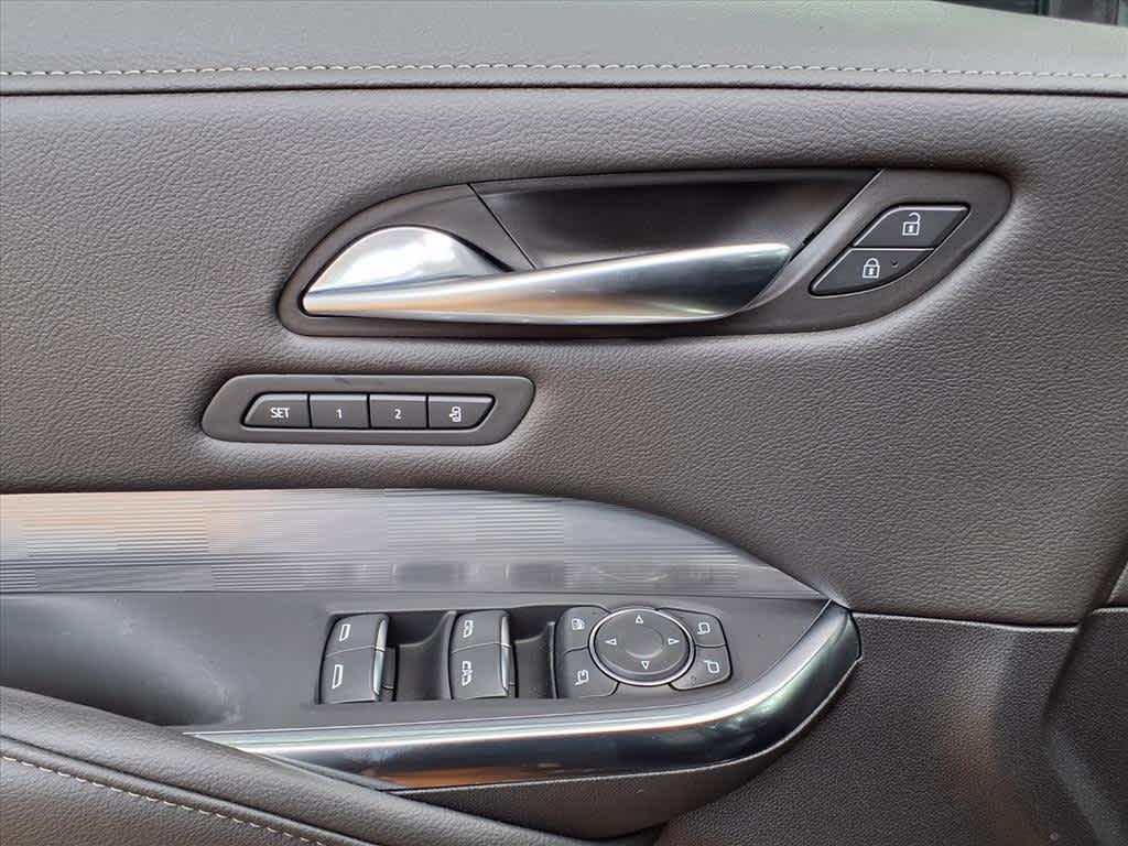 used 2024 Cadillac XT4 car, priced at $43,998