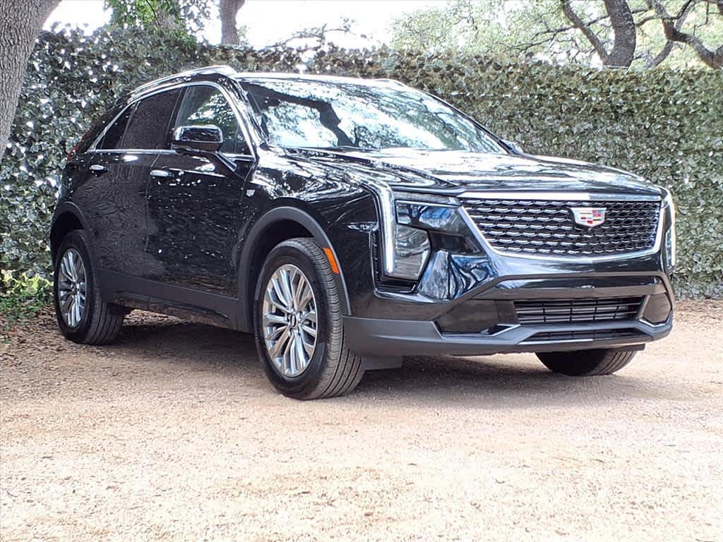 used 2024 Cadillac XT4 car, priced at $43,998