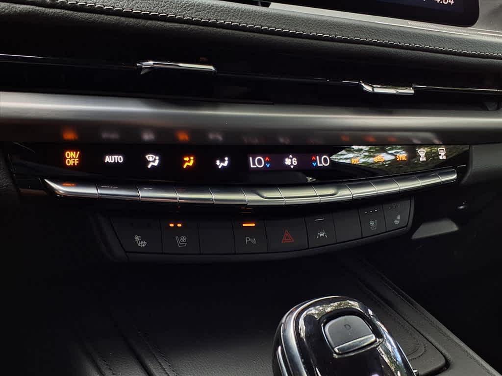 used 2024 Cadillac XT4 car, priced at $43,998