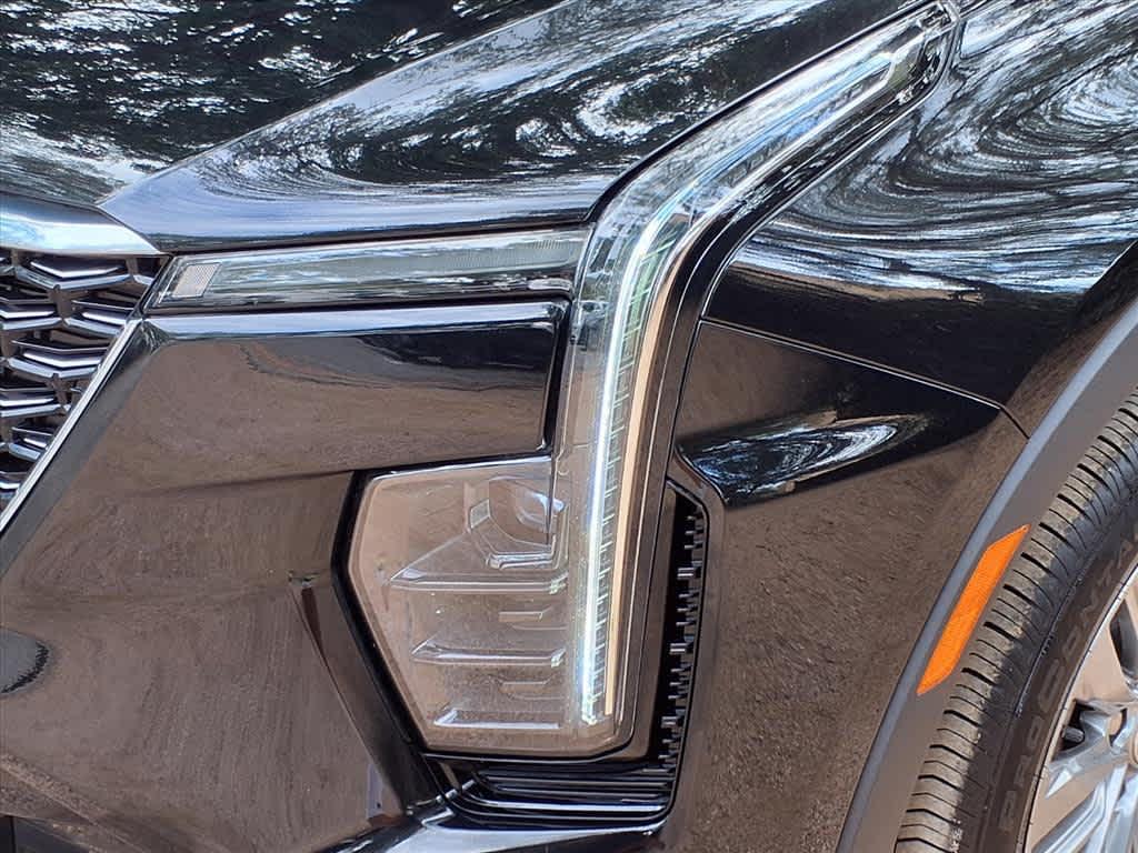 used 2024 Cadillac XT4 car, priced at $43,998