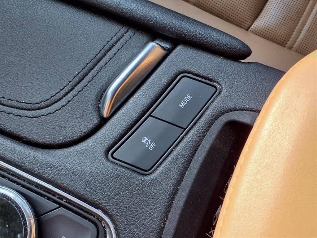 used 2020 Cadillac XT6 car, priced at $23,818