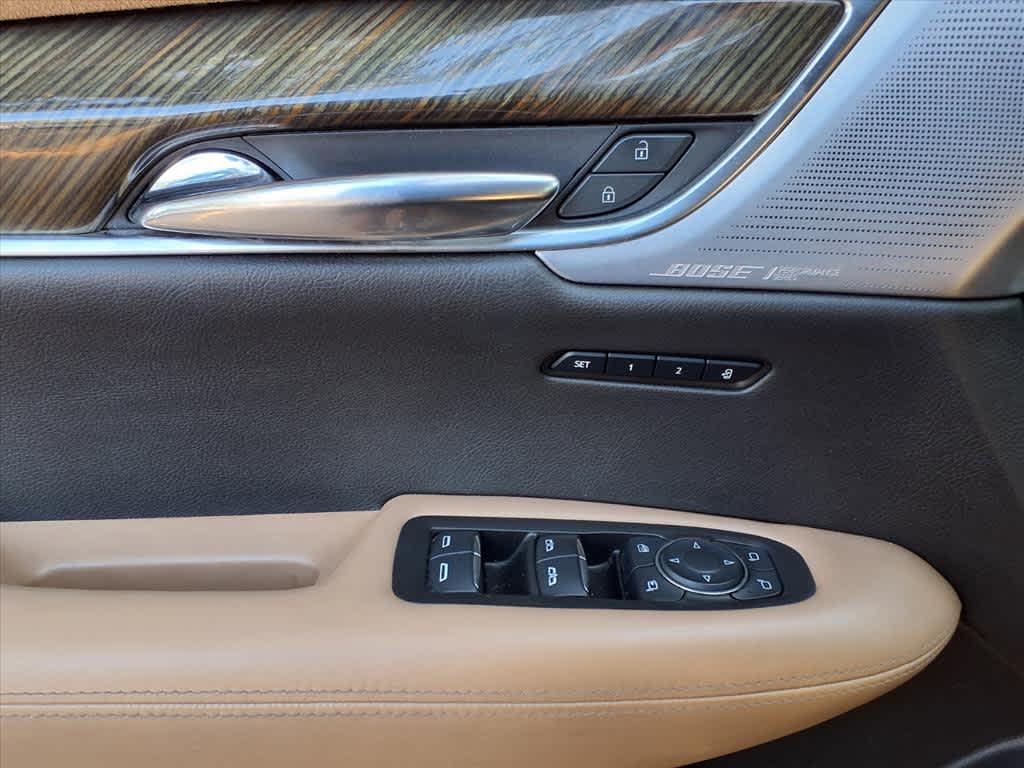 used 2020 Cadillac XT6 car, priced at $23,818