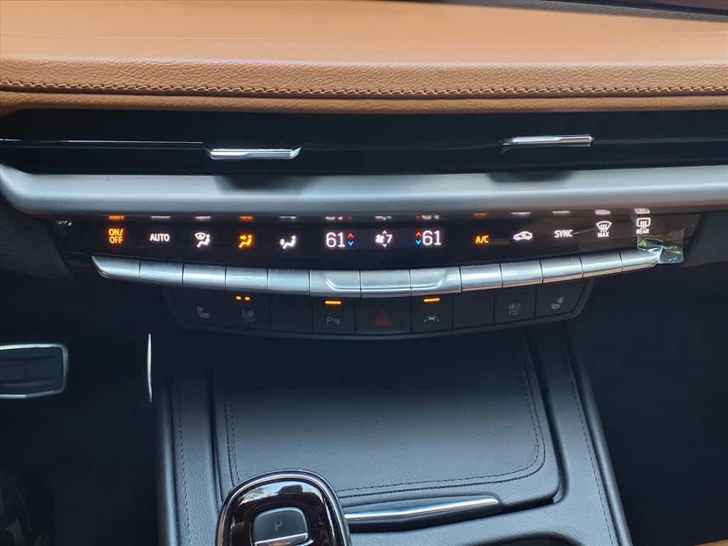 used 2024 Cadillac XT4 car, priced at $39,998
