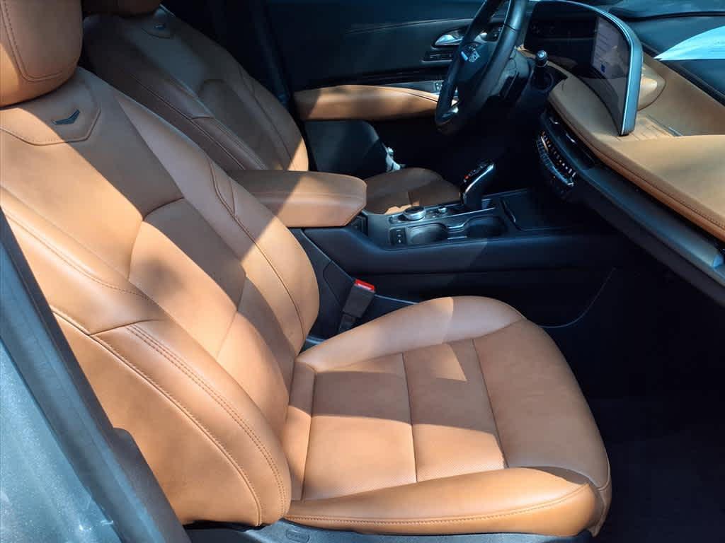 used 2024 Cadillac XT4 car, priced at $39,998