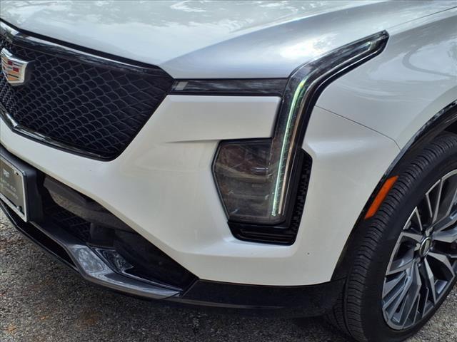 used 2024 Cadillac XT4 car, priced at $39,998