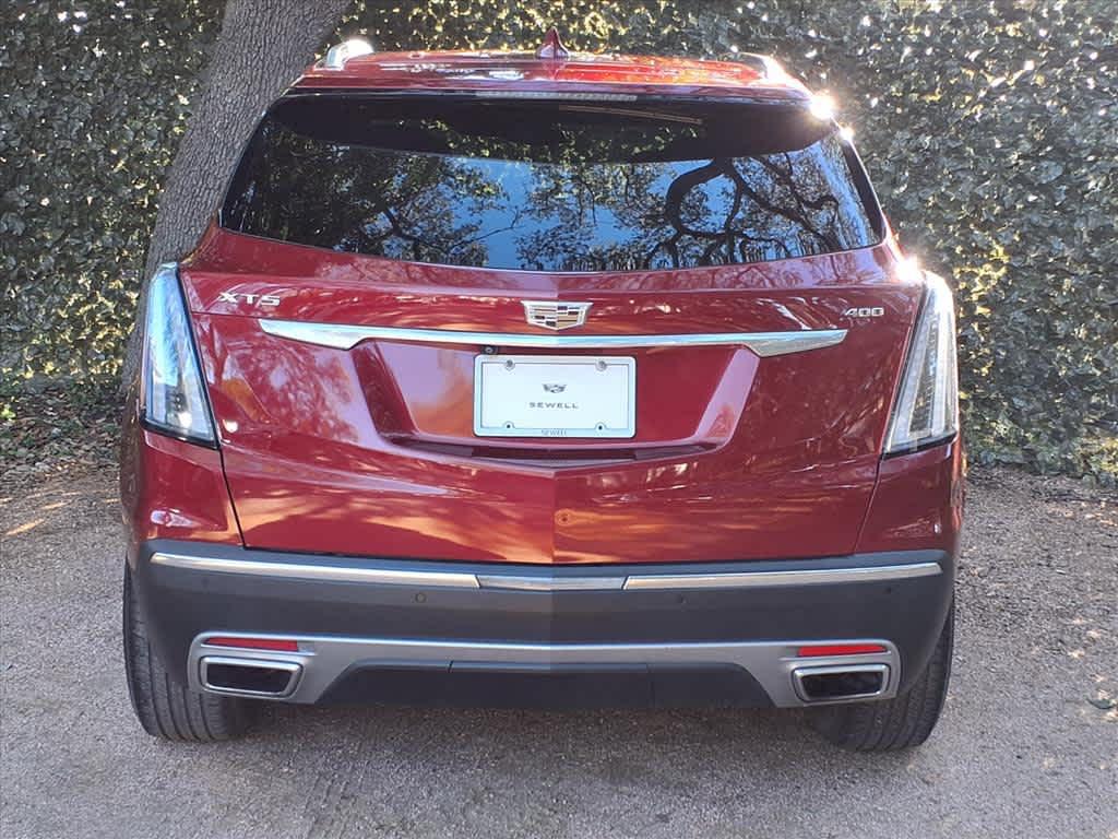 used 2020 Cadillac XT5 car, priced at $26,998