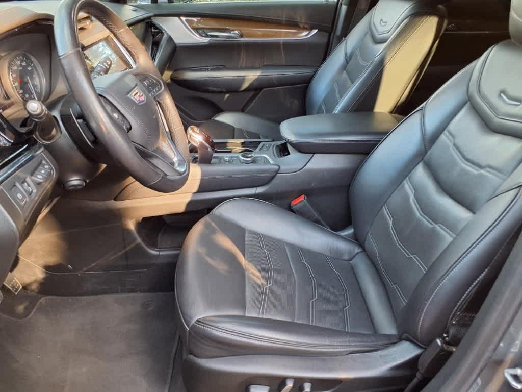 used 2021 Cadillac XT6 car, priced at $34,771