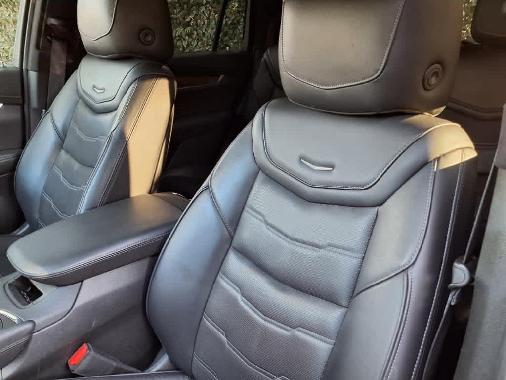 used 2021 Cadillac XT6 car, priced at $34,771