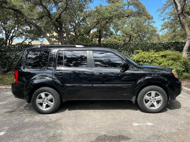 used 2010 Honda Pilot car, priced at $12,999