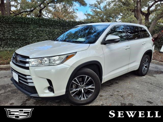 used 2018 Toyota Highlander car, priced at $19,313