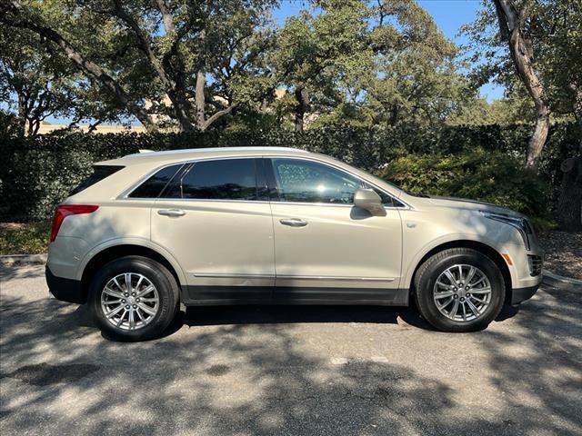 used 2017 Cadillac XT5 car, priced at $18,988