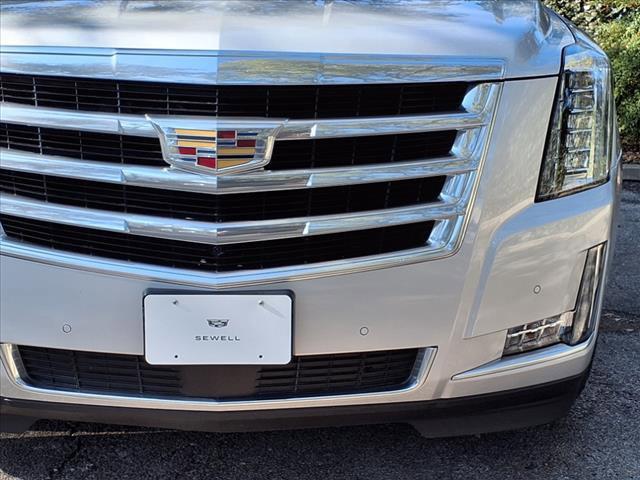 used 2019 Cadillac Escalade car, priced at $37,998