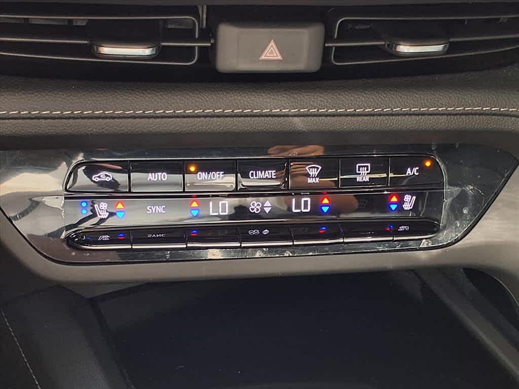 used 2023 Buick Envision car, priced at $31,313