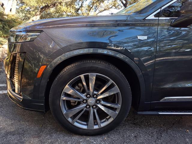 used 2020 Cadillac XT6 car, priced at $34,998