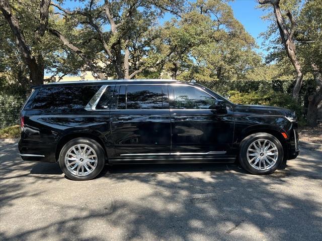 used 2022 Cadillac Escalade ESV car, priced at $72,999