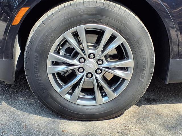 used 2021 Cadillac XT5 car, priced at $28,818