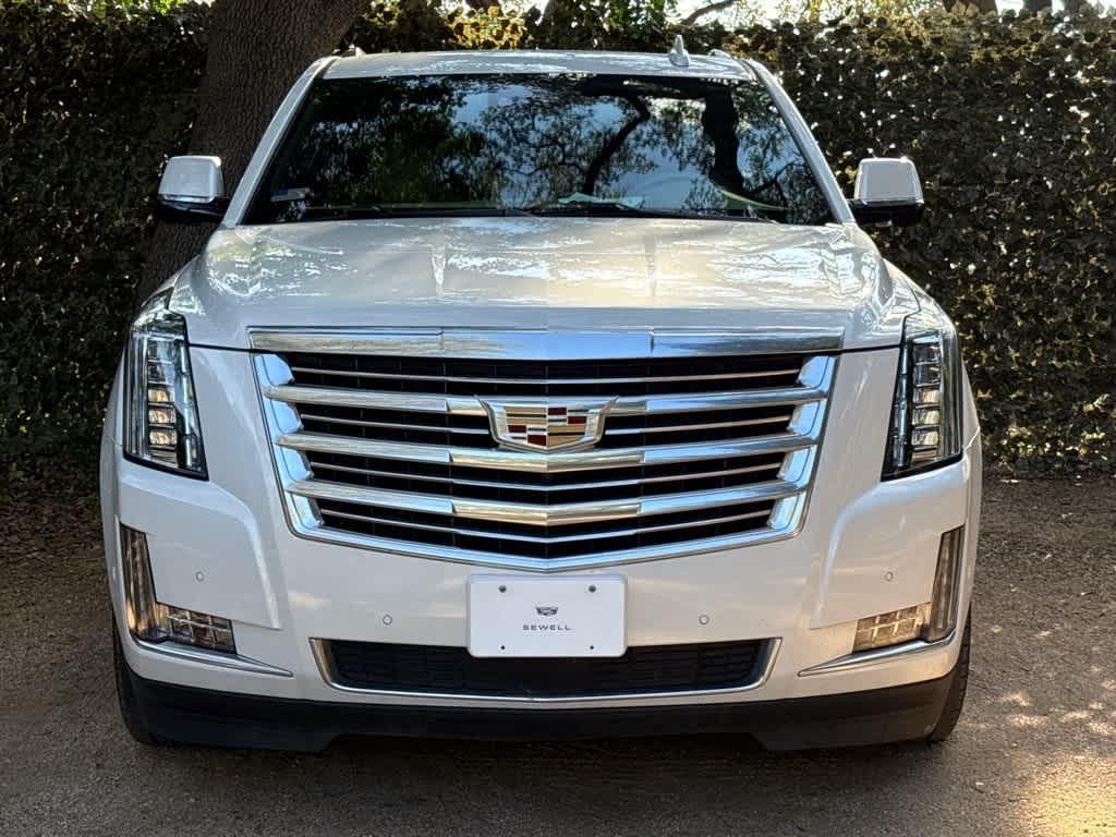 used 2020 Cadillac Escalade car, priced at $43,818