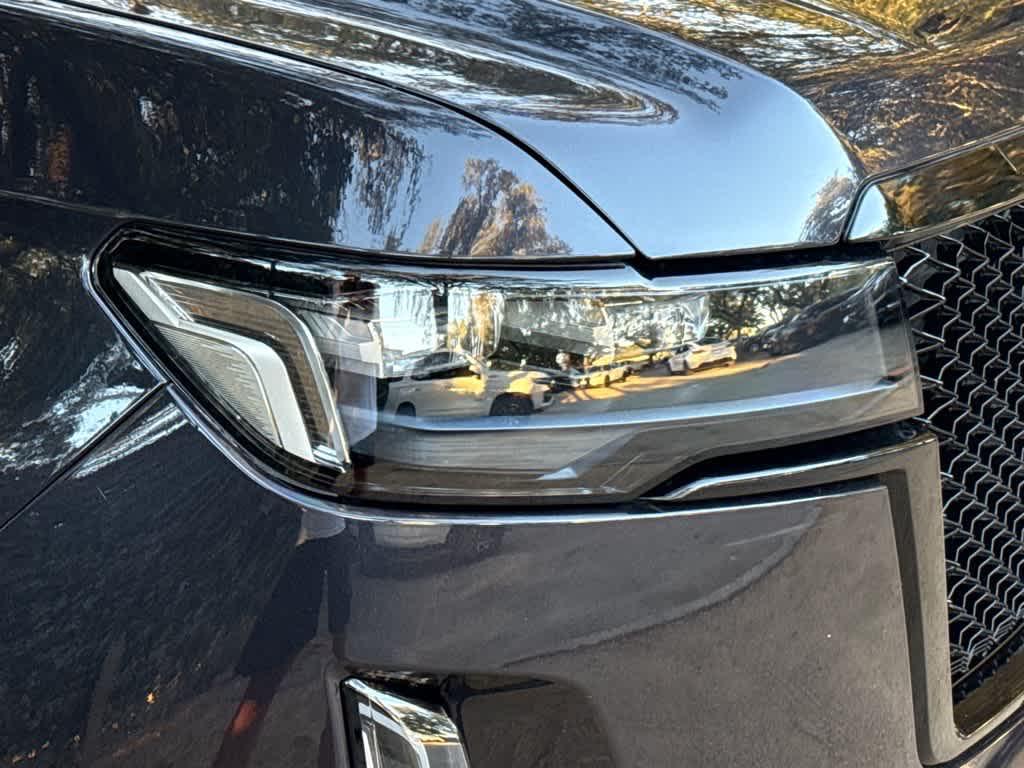 used 2022 Cadillac Escalade car, priced at $75,818