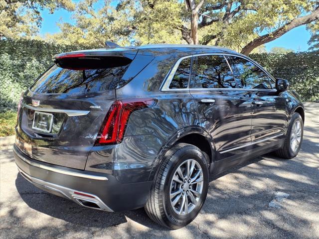 used 2022 Cadillac XT5 car, priced at $34,998