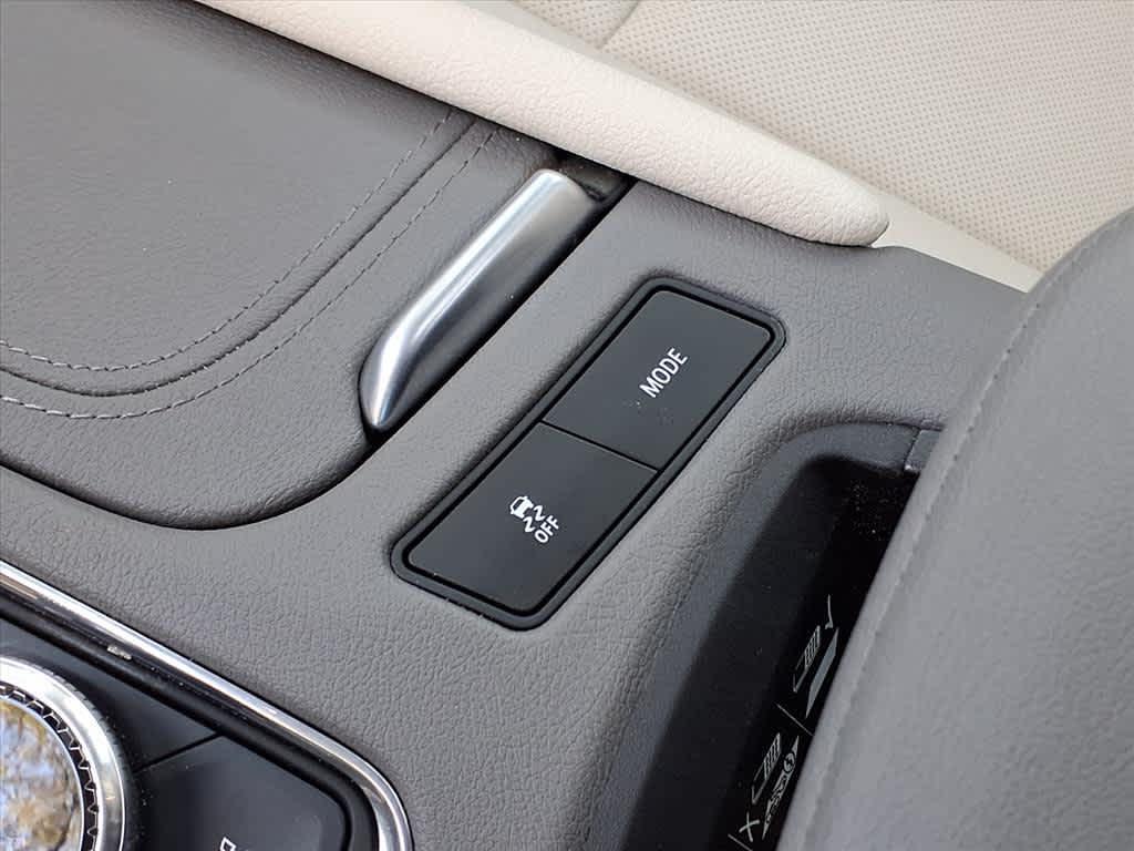 used 2023 Cadillac XT5 car, priced at $34,998