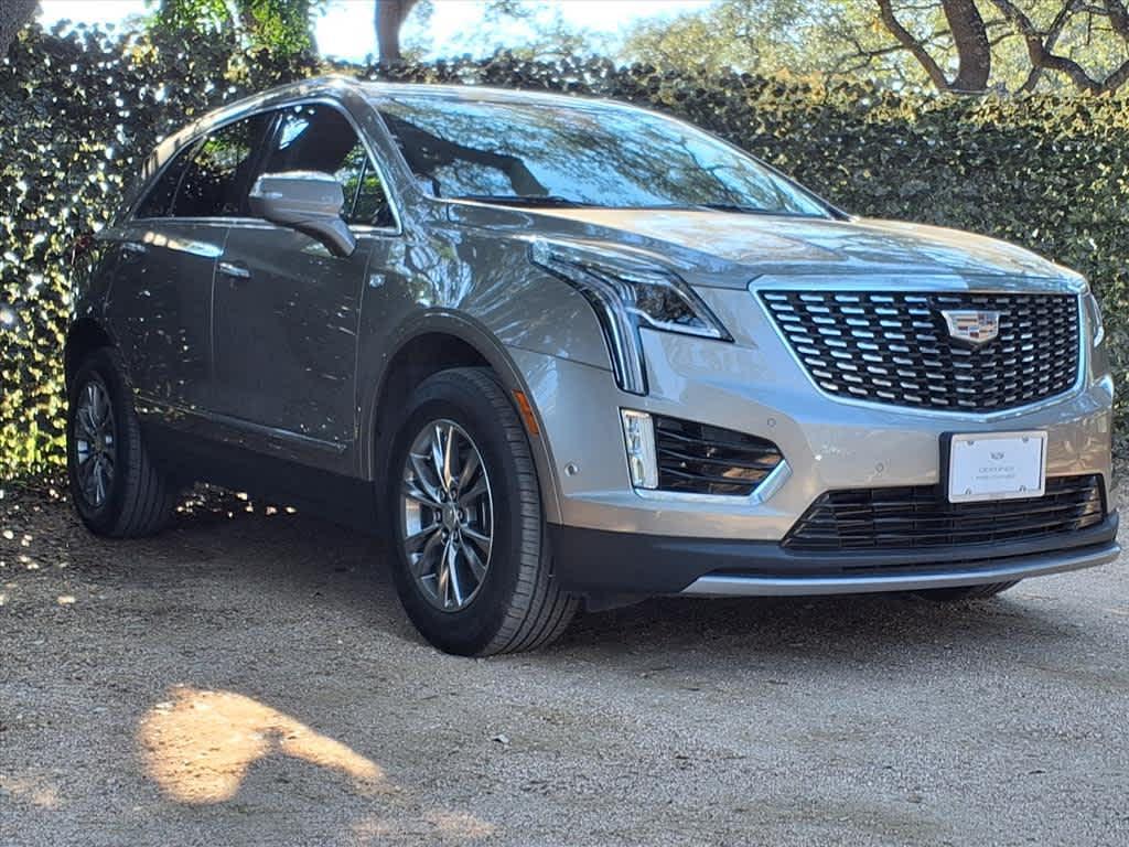 used 2023 Cadillac XT5 car, priced at $34,998