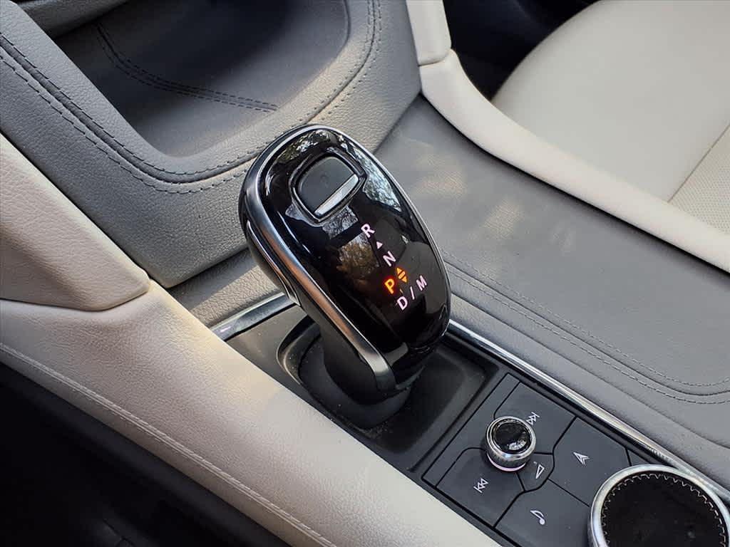used 2023 Cadillac XT5 car, priced at $34,998