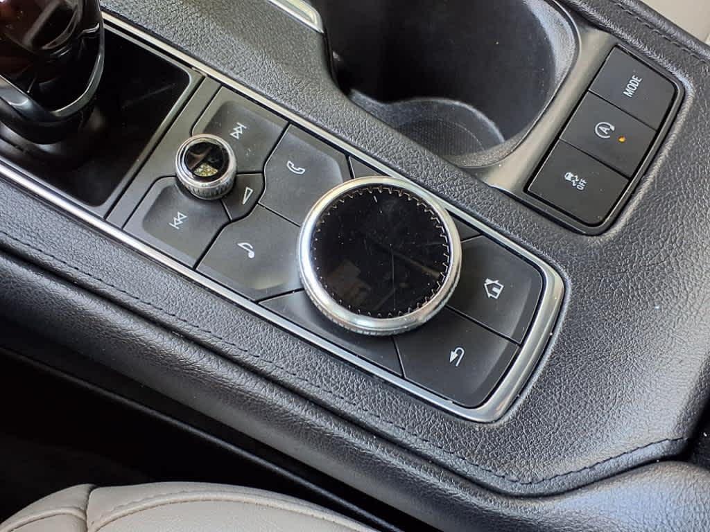 used 2020 Cadillac XT4 car, priced at $19,555